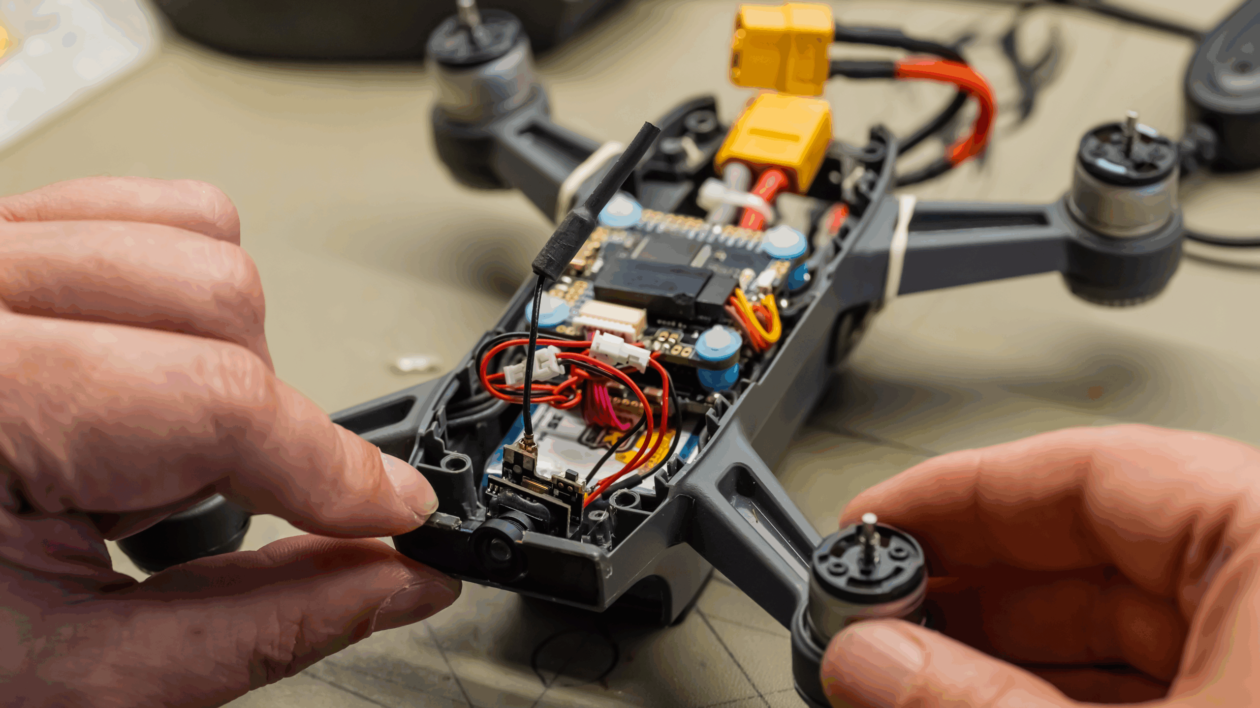 Edgesource Hosts Live Blue UAS Q&A Seminar on December 9th — Reducing Drag: A Streamlined Approach to getting Blue UAS Cleared with AdvantEDGE™